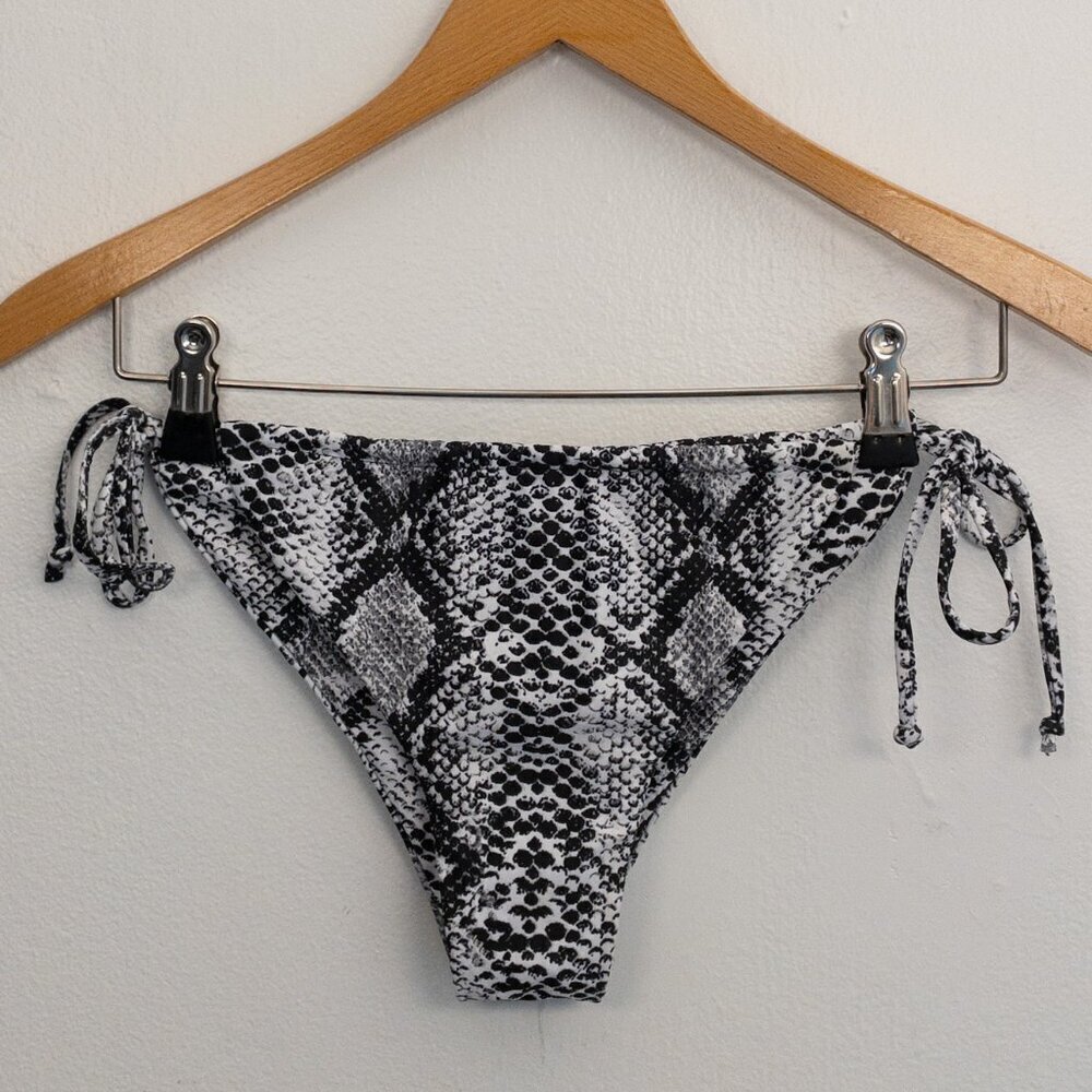 Zaful Snakeskin Tie-Side Bikini Bottom Size 6 US Swimwear Resort Beachwear